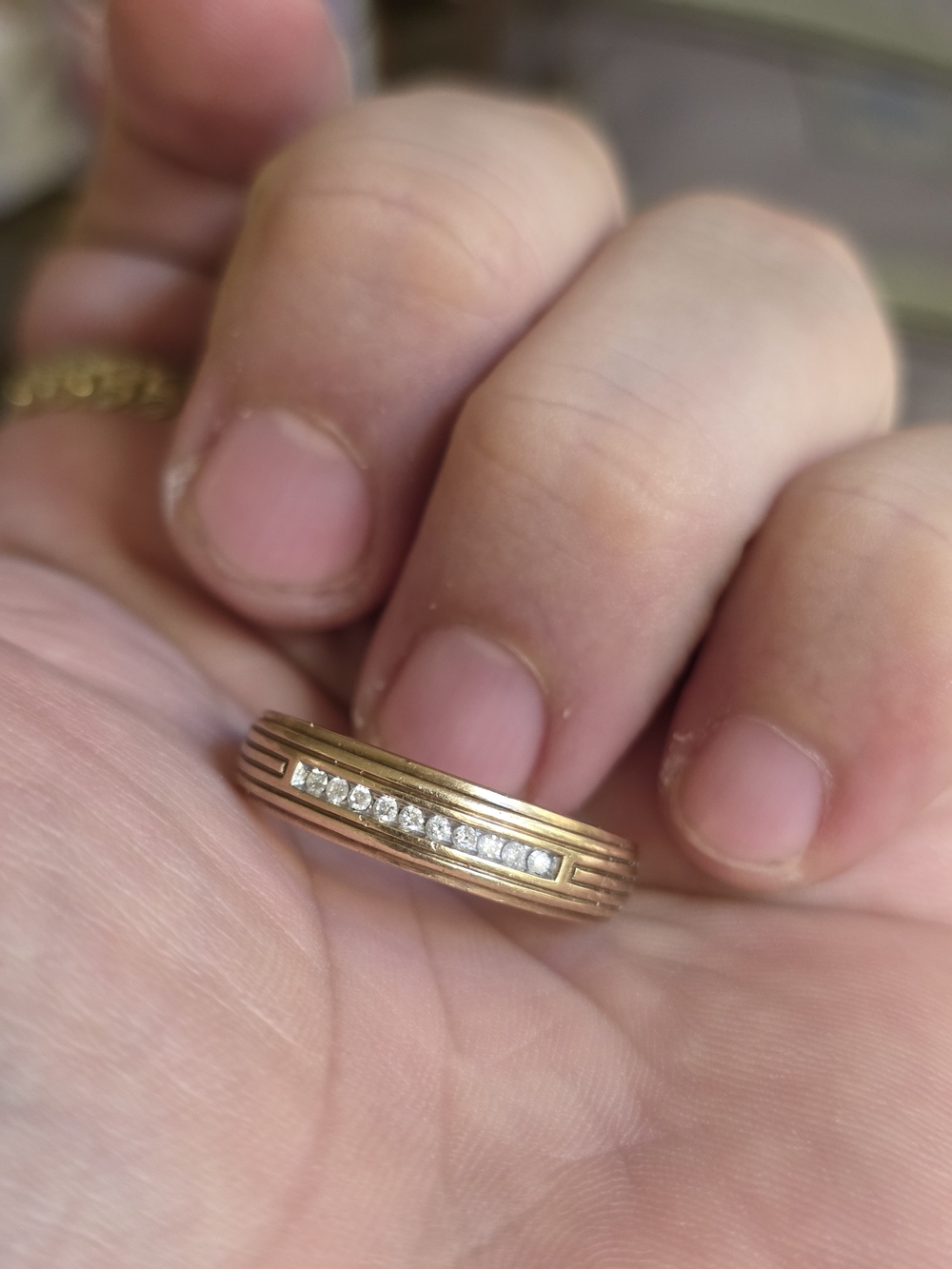 10k Gold Crystals Diamonds Band Ring - Real Gold Size 11
